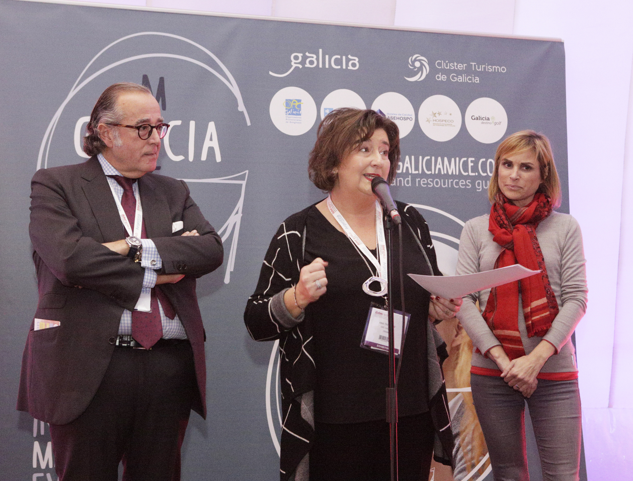 Ana Trevisani, directora de OPC Galicia durante el acto de presentación de Galicia MICE en la IBTM World de Barcelona