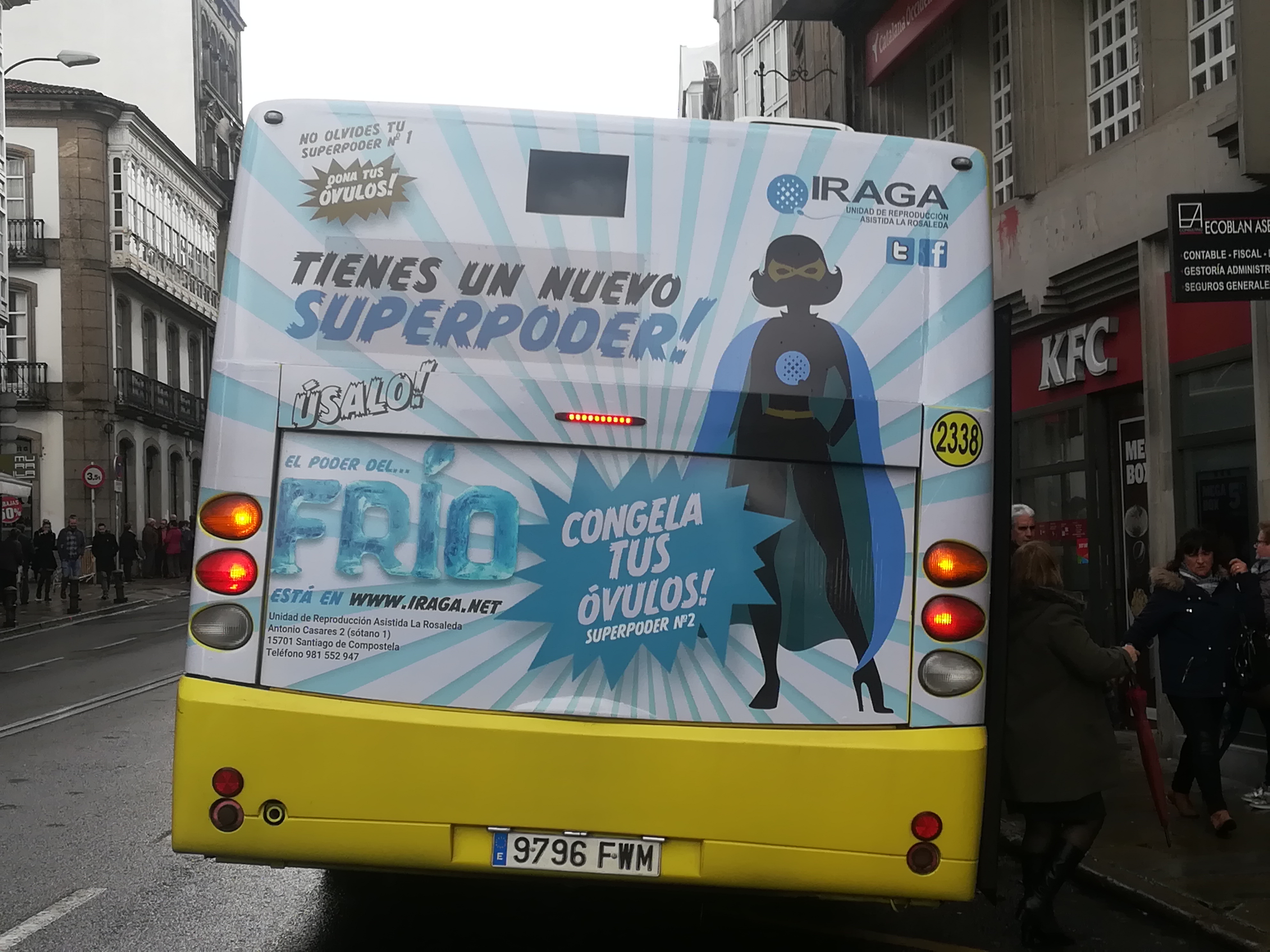 campaña congelación de óvulos de iraga autobús