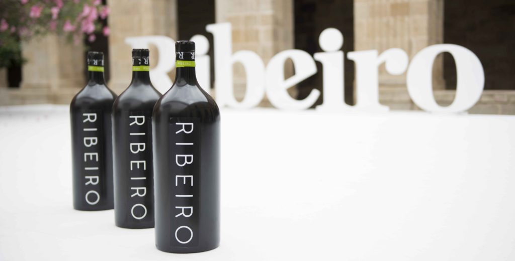 Gala dos Premios Ribeiro 2018 monasterio de san clodio. premios Ribeiro.
