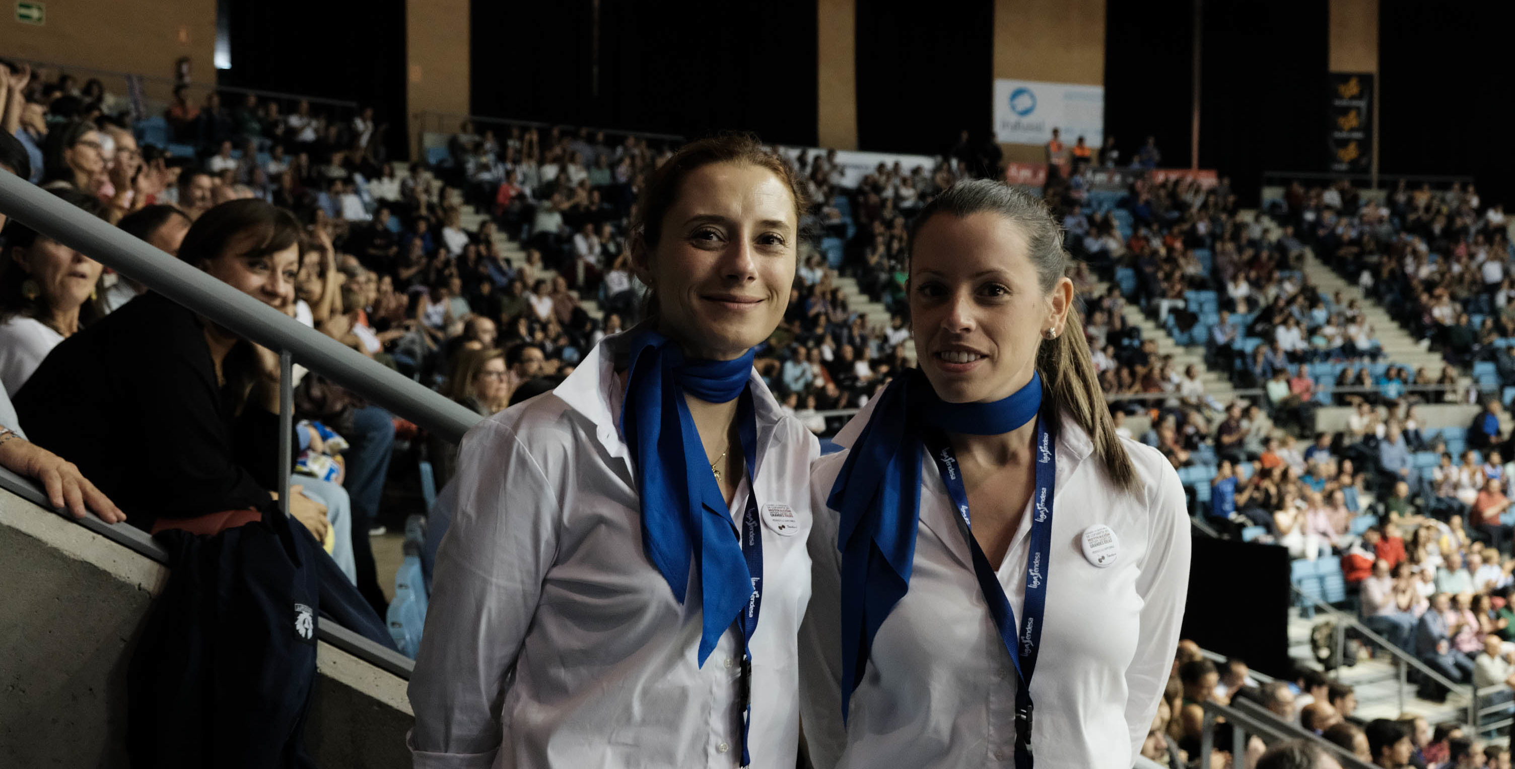 Azafatas de Trevisani en un partido del Monbus Obradoiro en Sar. Fotógrafo Xaime Cortizo